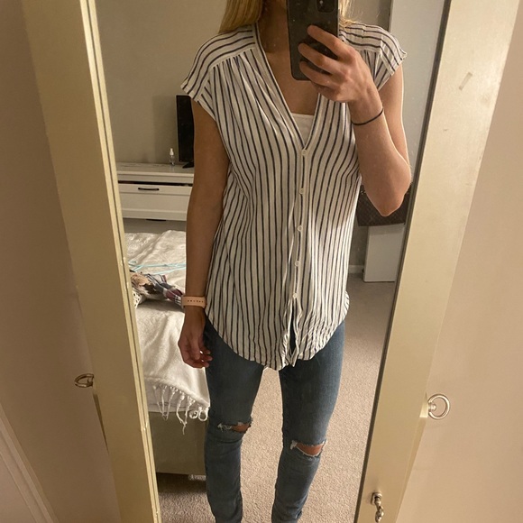 Striped Button up shirt - Picture 3 of 4